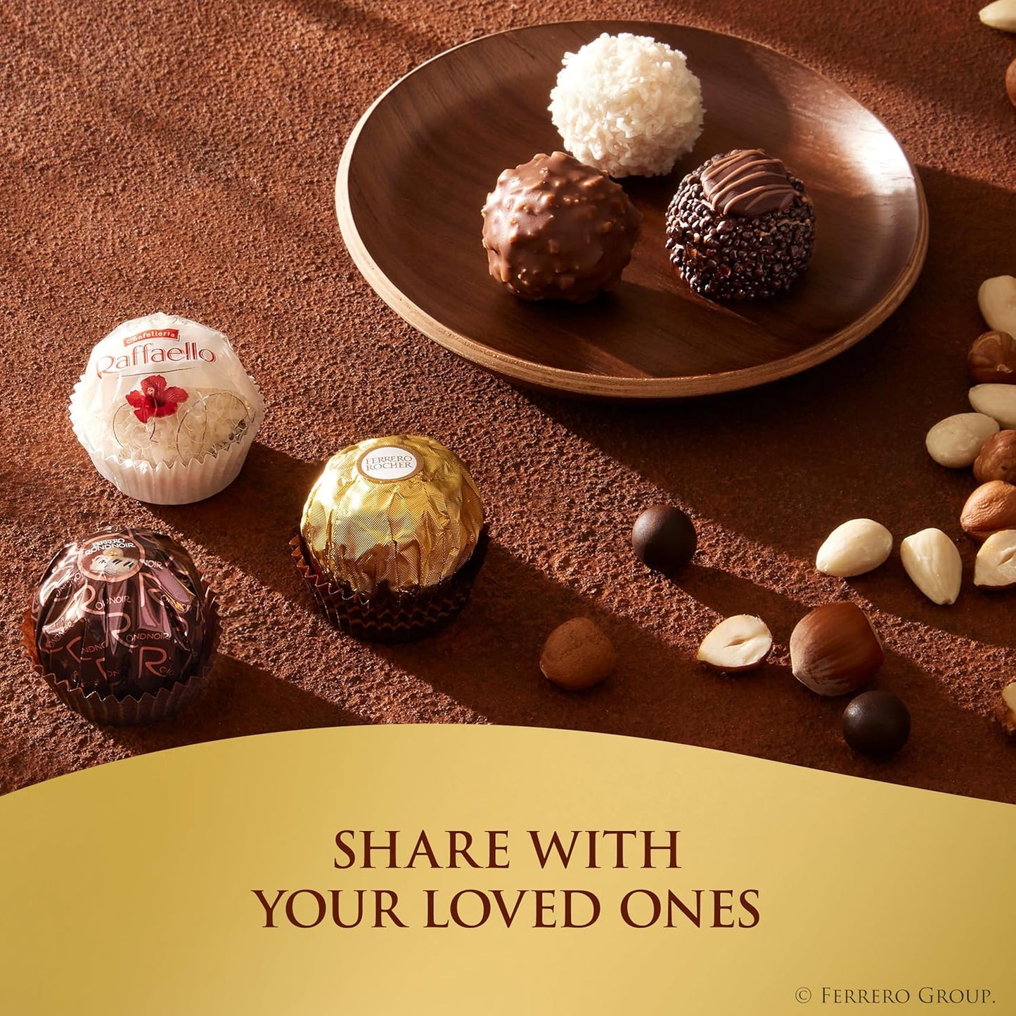 Ferrero Collection Gourmet Gift Box, 24 Assorted Confections with Hazelnut, Dark Chocolate and Coconut, 9.1 oz