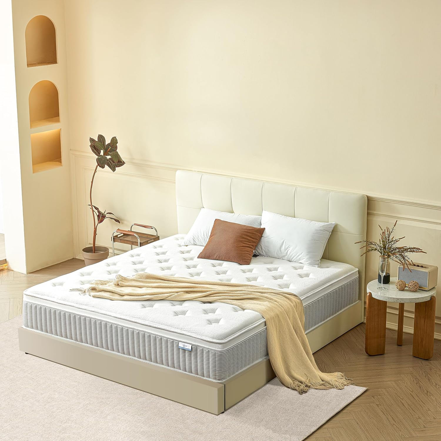 Queen Mattress, 12 Inch Memory Foam Hybrid Mattress in a Box with Pocket Springs for Motion Isolation, Pressure Relief, Medium Firm, CertiPUR-US